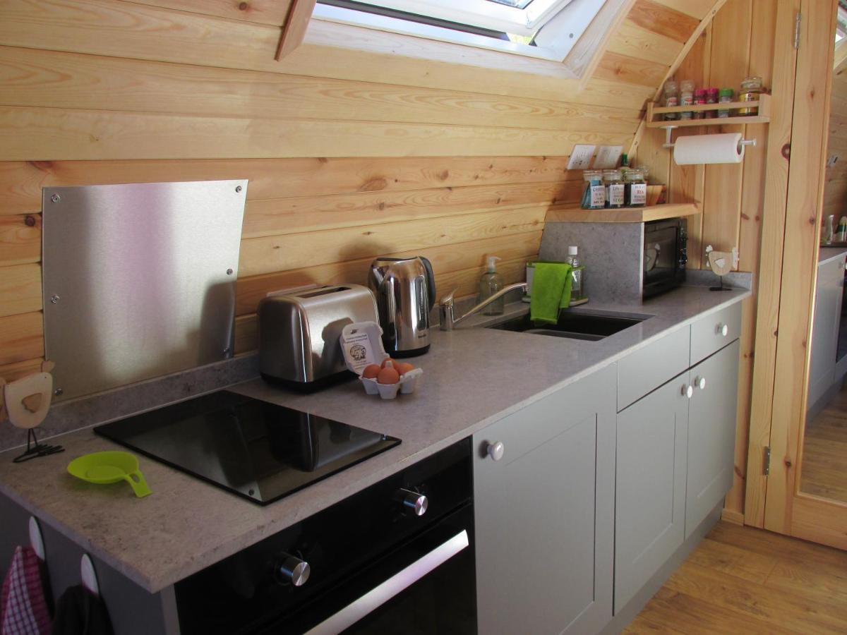 Loch Cromore Holiday Pods Eksteriør billede